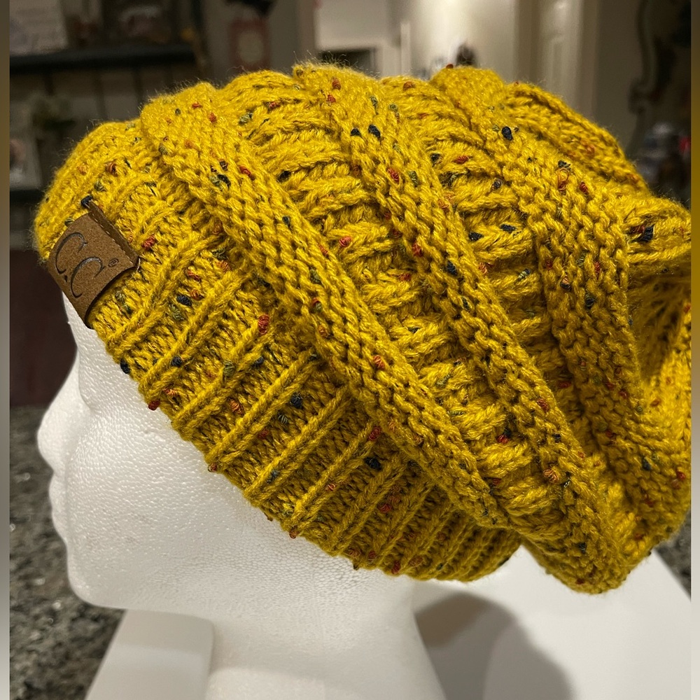 Ladies Messy Bun/Ponytail Beanie Hat - Gold